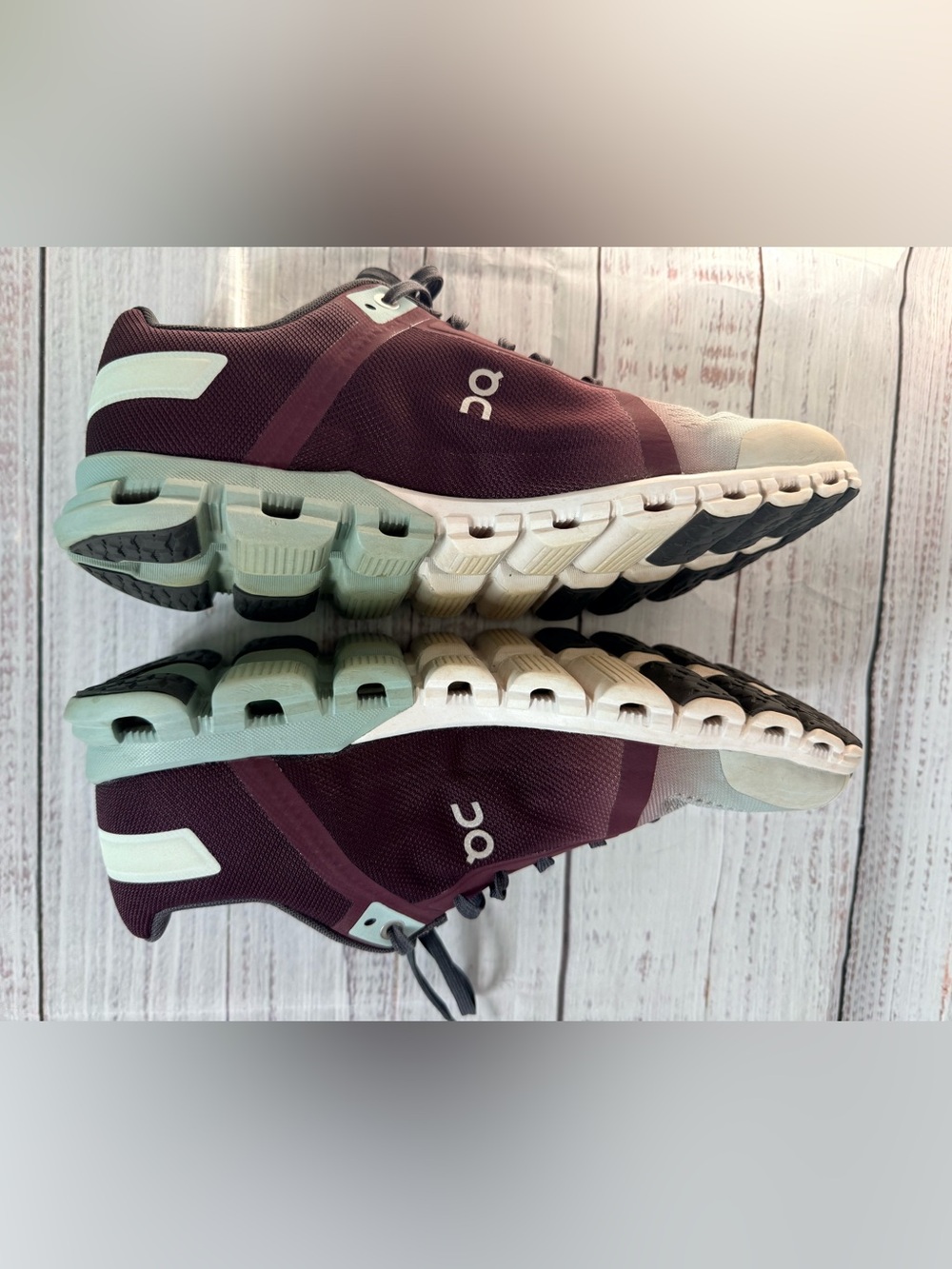 On Running Women's Gradient Mint and Burgundy Athletic Shoes - Picture 5 of 12